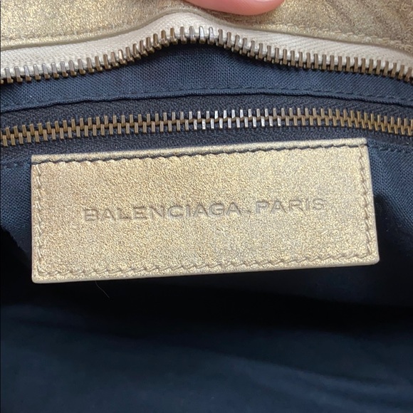 SOLD!!! Balenciaga Classic Metallic Gold City - Picture 6 of 16